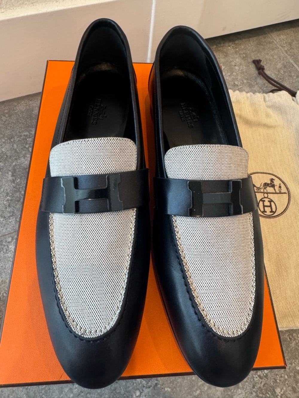 HERMES moccasins Paris 
Toile De Coton Calfskin Womens Loafers 40 Black noir new
